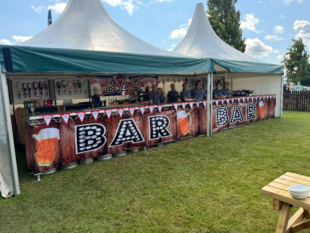 12 meter walk up bar